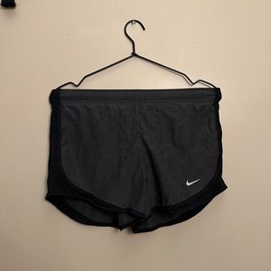 Nike Dri-FIT Run Division Tempo Luxe Women’s Shorts